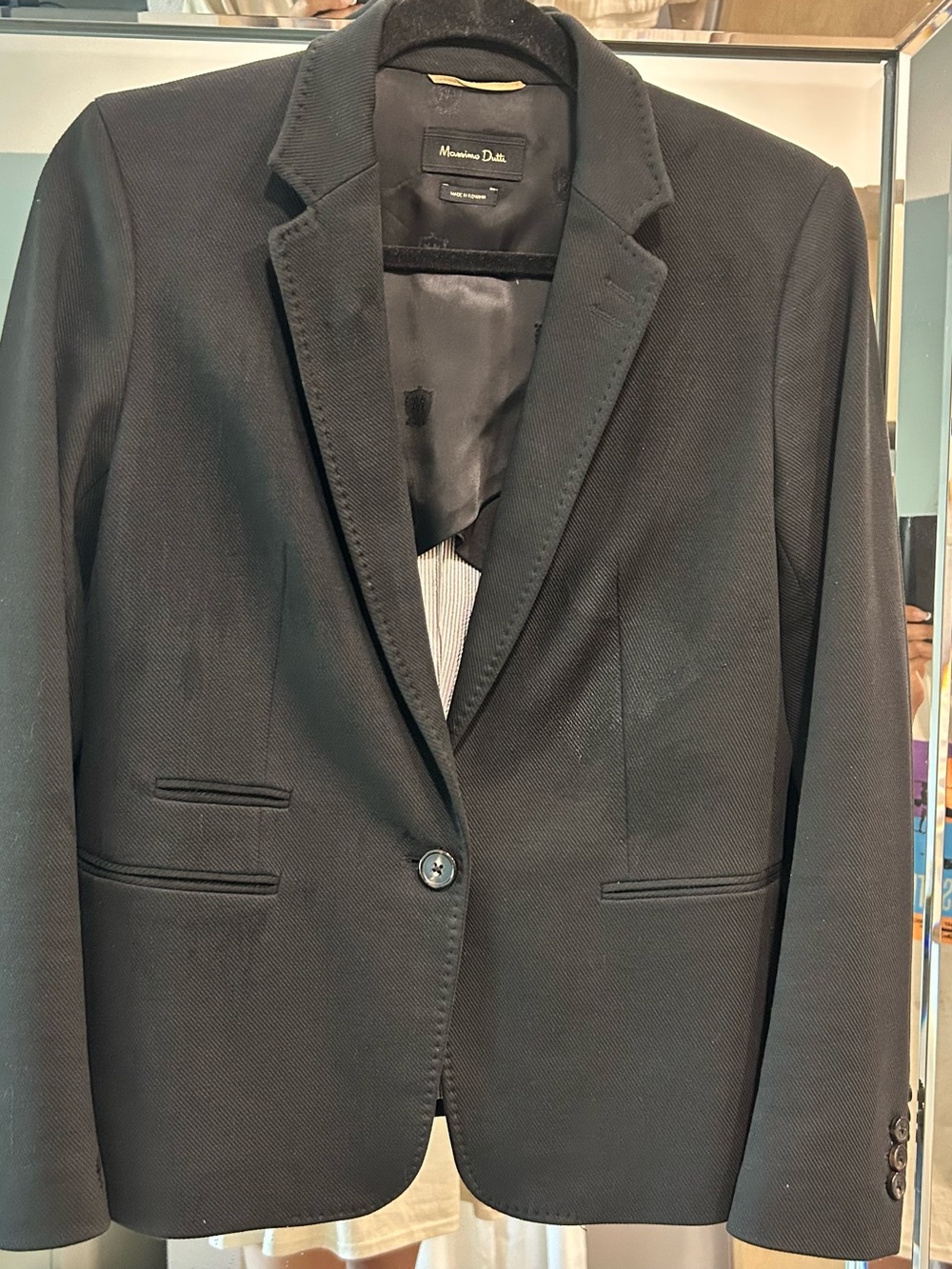 Massimo Dutti Black Men's Tailored Single-Button Blazer